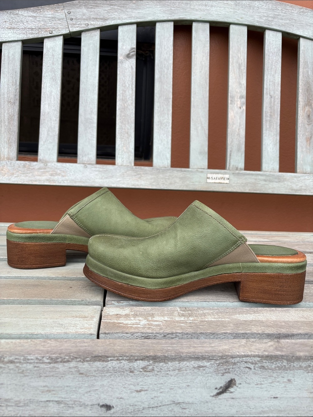 Miz Mooz (39) Lunea Olive Green Leather Comfort Slip-On Mule Clogs - Picture 12 of 14